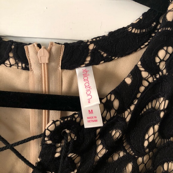 Black dress. Worn once and washed! - Picture 3 of 5